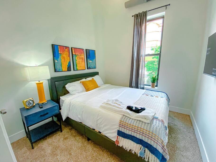 Chic & Central 3Br Oasis With Optional Parking Near Uic, Roosevelt Station & Chicago'S Top Attractions Exterior photo