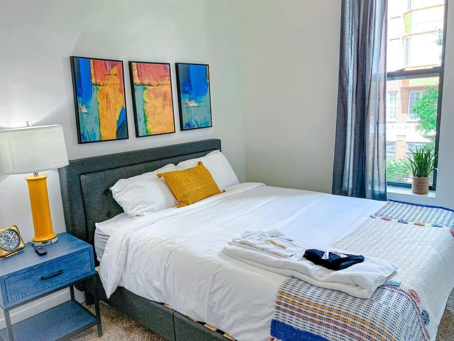 Chic & Central 3Br Oasis With Optional Parking Near Uic, Roosevelt Station & Chicago'S Top Attractions Exterior photo